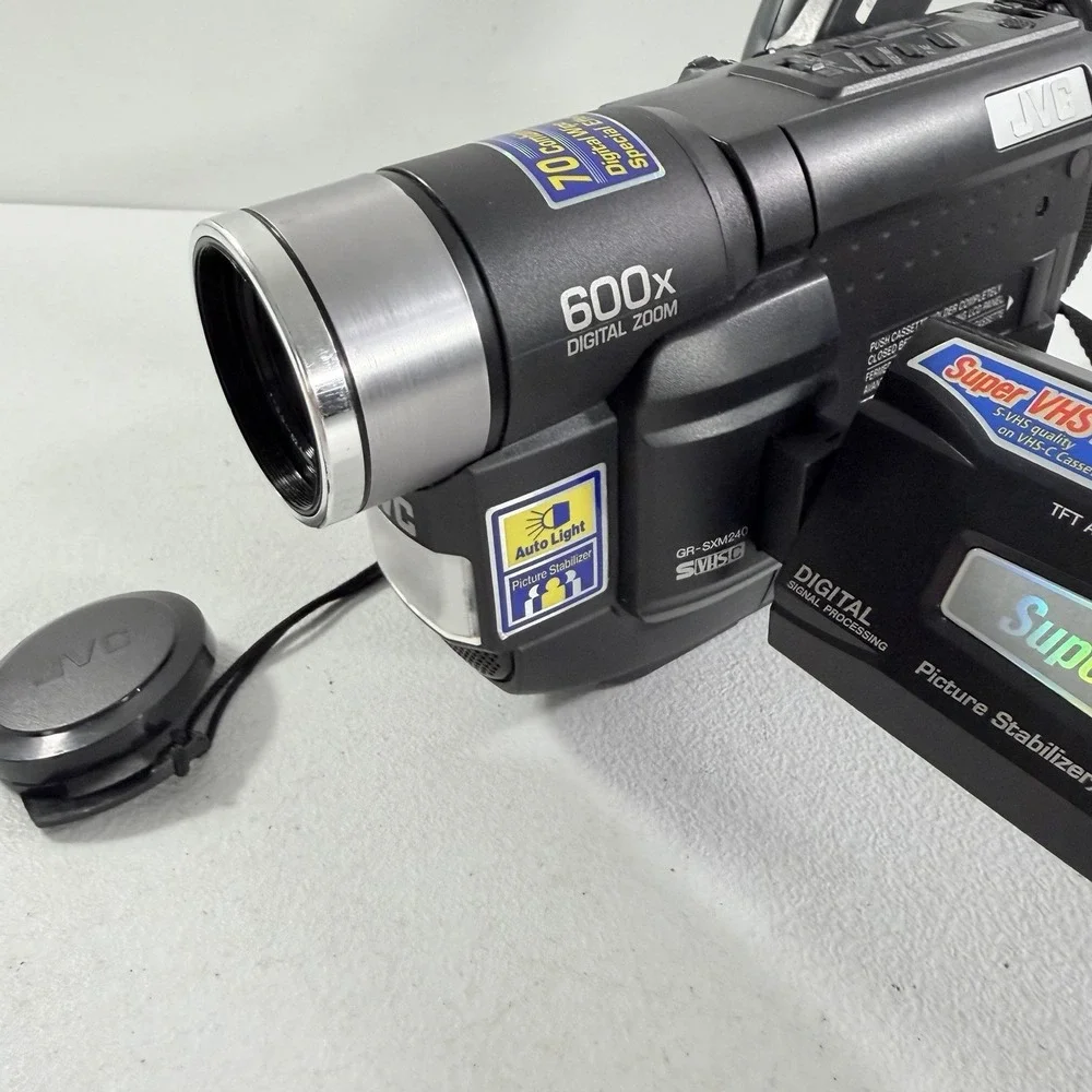 JVC GR-SXM240U Compact VHS-C SVHS-C Super VHS Camcorder AS IS FOR PARTS READ